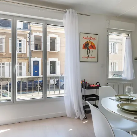 L'evain - Proche Centre-ville Et Gare Apartment *